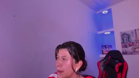 raven_rouge Momentaufnahme des Live-Raums auf Chaturbate