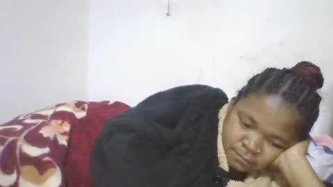 razanatiana captura da sala ao vivo na Chaturbate