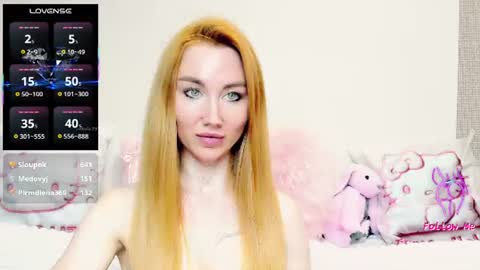 red_angel_7 momentopname van live room op Chaturbate