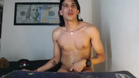 robisson_zack captura de la sala en vivo en Chaturbate