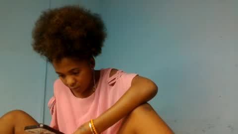 rodliiine momentopname van live room op Chaturbate
