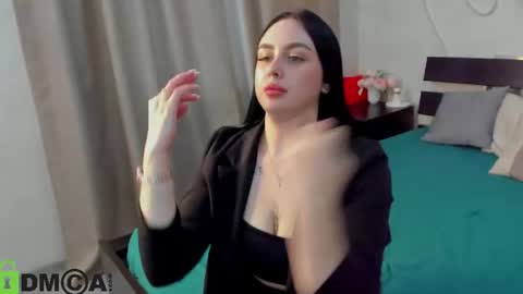 rose_everle captura da sala ao vivo na Chaturbate