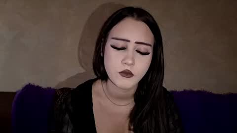 roselynronero momentopname van live room op Chaturbate