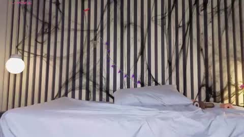 rouxara Momentaufnahme des Live-Raums auf Chaturbate