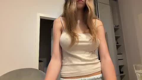 rubiegoosen Momentaufnahme des Live-Raums auf Chaturbate