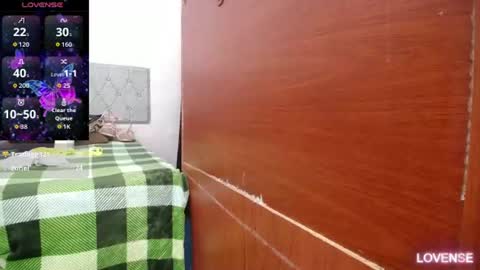 ruby_brown_01 live room snapshot on Chaturbate