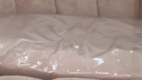 sabrina_joens_b live room snapshot on Chaturbate