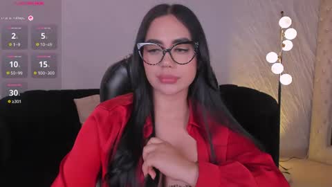 sabrinamontclair momentopname van live room op Chaturbate