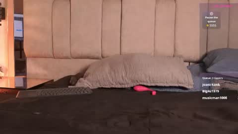 samantavazquez live room snapshot on Chaturbate
