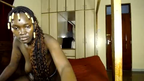 santa_monroe Momentaufnahme des Live-Raums auf Chaturbate