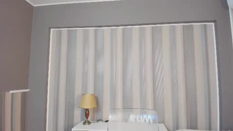 sarivance momentopname van live room op Chaturbate