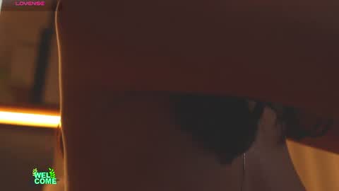 sasha_ferrera_ Momentaufnahme des Live-Raums auf Chaturbate