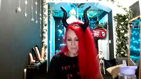 saucysky Momentaufnahme des Live-Raums auf Chaturbate