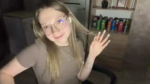 savannahbrettmann Momentaufnahme des Live-Raums auf Chaturbate