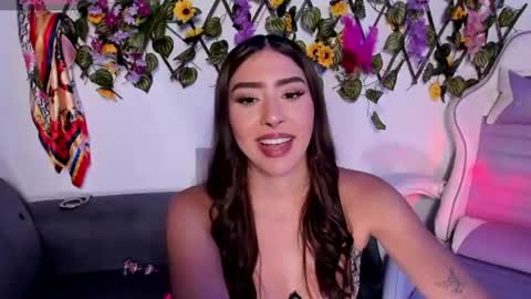 scarlet_villamizar live room snapshot on Chaturbate