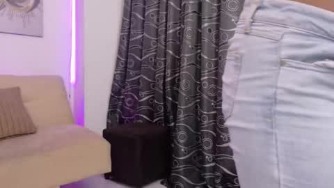 scarlett_raney Momentaufnahme des Live-Raums auf Chaturbate