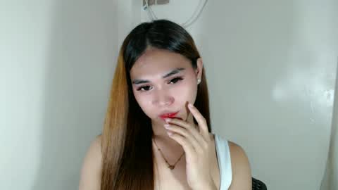 scarlettluxe_ снимок онлайн-комнаты на Chaturbate