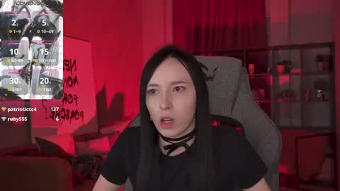 seraphinesparda captura de la sala en vivo en Chaturbate