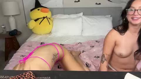 serena_brooks Momentaufnahme des Live-Raums auf Chaturbate