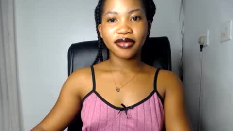 sexy_temtational live room snapshot on Chaturbate