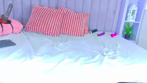 shelyevans__ captura de la sala en vivo en Chaturbate