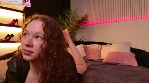 sherry_wheeler momentopname van live room op Chaturbate