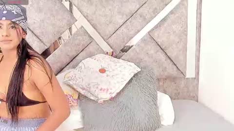 silvanarosse_ Momentaufnahme des Live-Raums auf Chaturbate