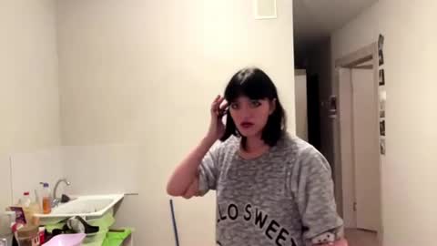 silviabarzey momentopname van live room op Chaturbate