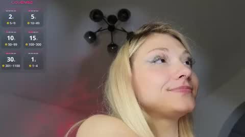 sinsiren live room snapshot on Chaturbate