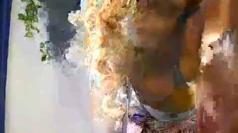 skyy_brown captura da sala ao vivo na Chaturbate
