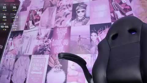 sofiaass Momentaufnahme des Live-Raums auf Chaturbate
