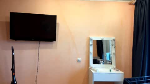 soledadtomas captura da sala ao vivo na Chaturbate