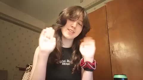 sondrashanor momentopname van live room op Chaturbate