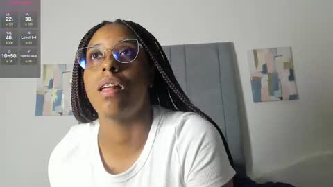 sophia_ebony___ momentopname van live room op Chaturbate