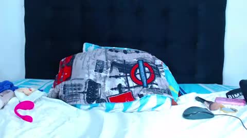 srta_luciana live room snapshot on Chaturbate