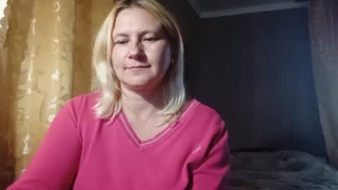 starvibe1010 captura de la sala en vivo en Chaturbate