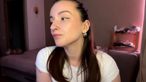 stella_rass снимок онлайн-комнаты на Chaturbate