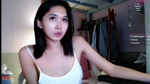 sugarsighs live room snapshot on Chaturbate