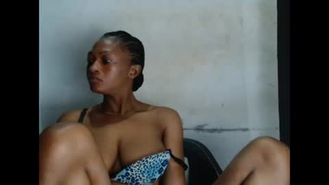 sugarxpussy momentopname van live room op Chaturbate