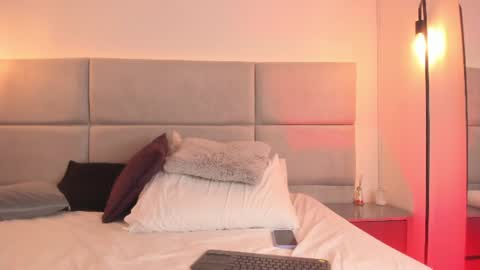 suzzy_flowerss momentopname van live room op Chaturbate