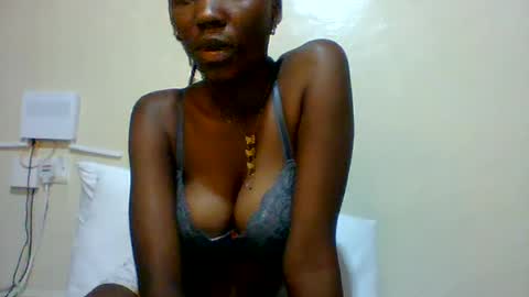 sweet_kcandy Momentaufnahme des Live-Raums auf Chaturbate