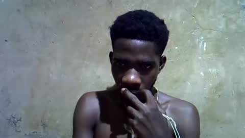 sweetboy844188 momentopname van live room op Chaturbate