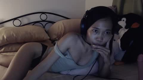 sweetmeeoowe_69 captura de la sala en vivo en Chaturbate
