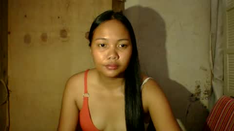 sweetpinay204734 live room snapshot on Chaturbate