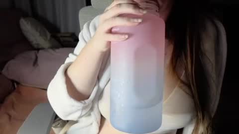 swetisweetla Momentaufnahme des Live-Raums auf Chaturbate