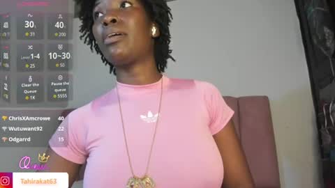 tahira_21 captura de la sala en vivo en Chaturbate