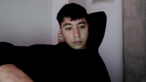 talhi_ captura de la sala en vivo en Chaturbate