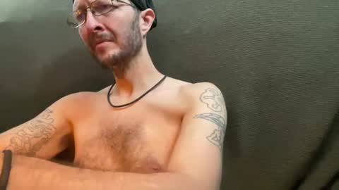 tantrapunk live room snapshot on Chaturbate