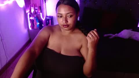 tatiana_wd captura de la sala en vivo en Chaturbate