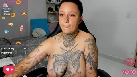 tatto_gotty Momentaufnahme des Live-Raums auf Chaturbate